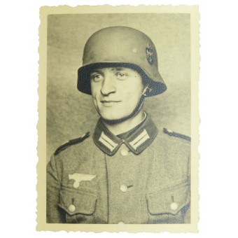 Muotokuva Wehrmacht -sotilasta. Espenlaub militaria